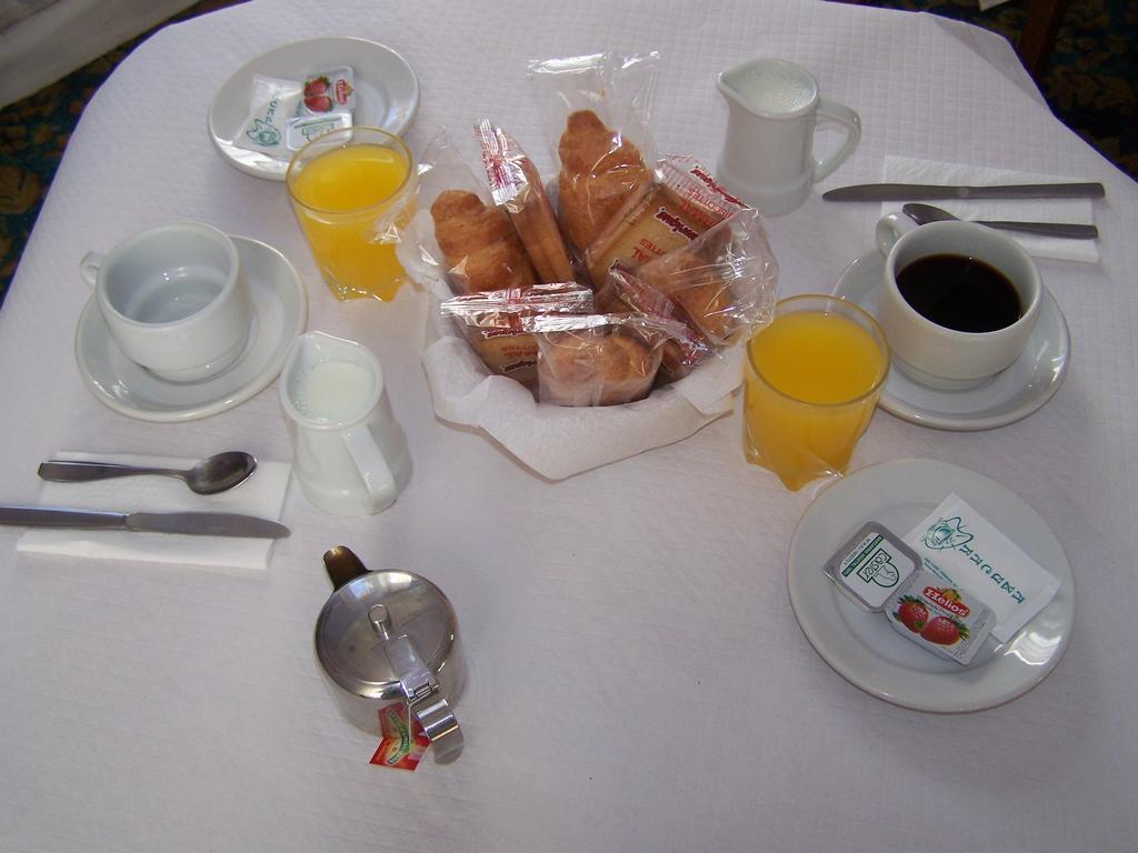 Pensión Pereda 3*
